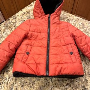 Micheal Kors Boys coat. 4t. Great condition!